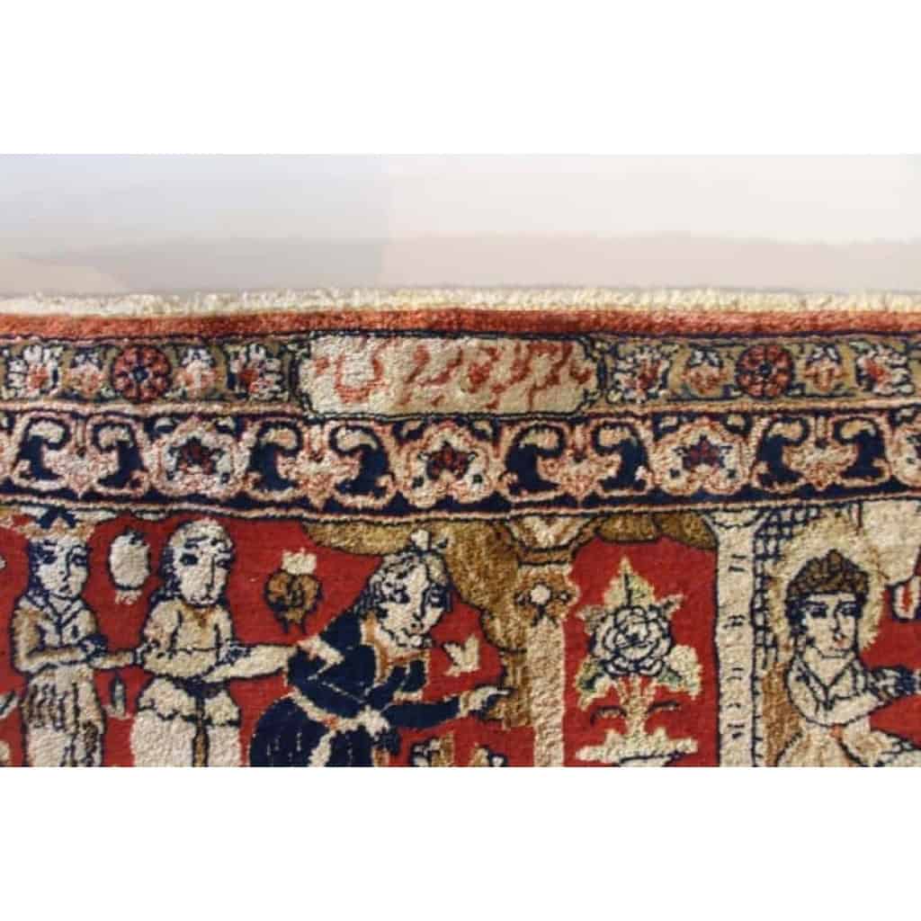 Tapis Ghoum Lajevardi en Laine Et Soie – Iran Vers 1935 XXème | Biron Tapis Ghoum Lajevardi en Laine Et Soie - Iran Vers 1935 XXème