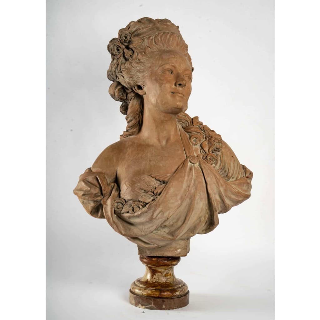 Buste de femme en terre cuite | Biron |||||||||