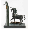 Sculpture de Dali « La licorne » Bronze | Biron Sculpture de Dali "La licorne" Bronze