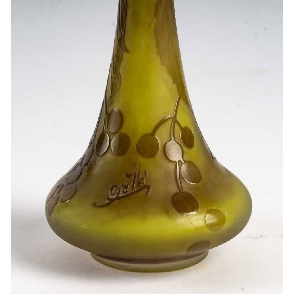 Vase Gallé De Forme Soliflore