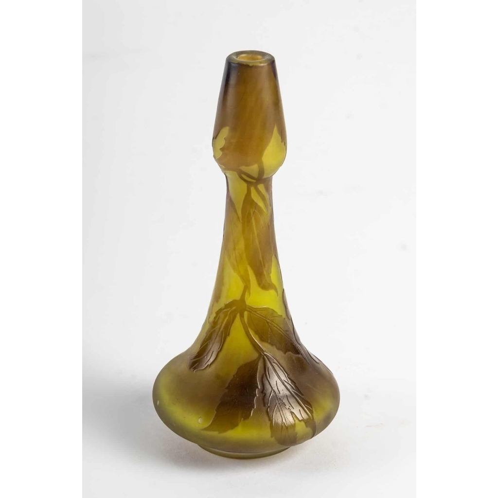 Vase Gallé De Forme Soliflore