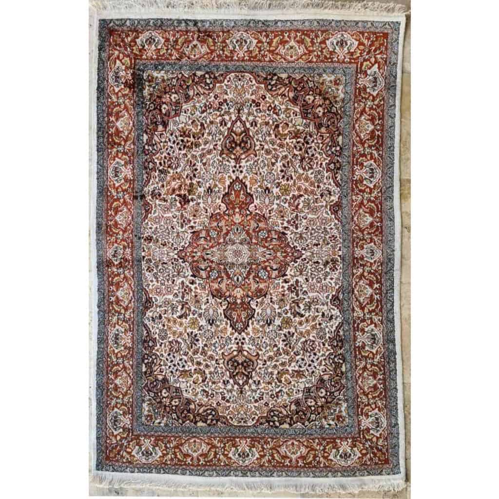 Fin Tapis Ghoum en Soie – Iran époque Du Shah Vers 1960 | Biron |||||||