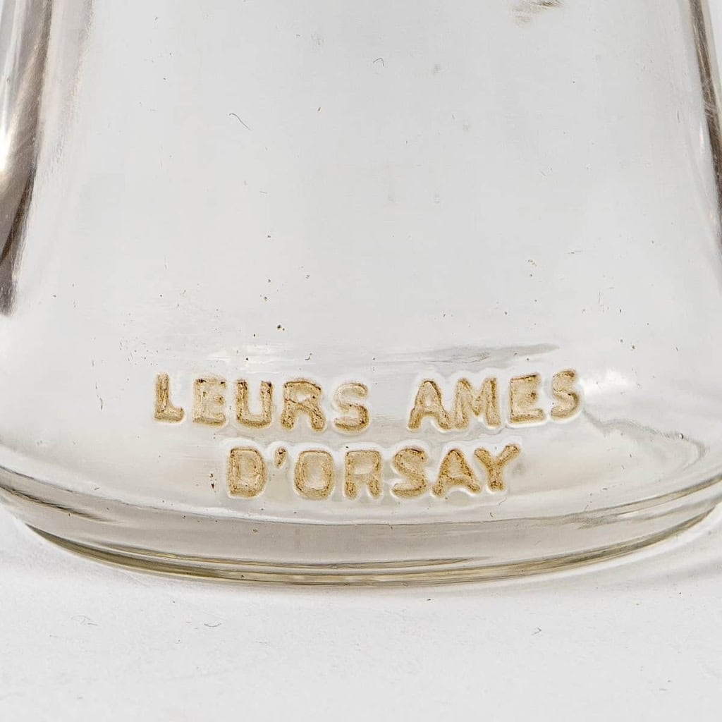 Flacon « Leurs Ames » verre blanc patiné sépia de René LALIQUE pour D’ORSAY | Biron Flacon "Leurs Ames" verre blanc patiné sépia de René LALIQUE pour D'ORSAY