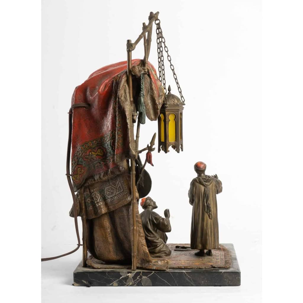 Bronze de Vienne formant lanterne, XIXème siècle | Biron Bronze de Vienne formant lanterne, XIXème siècle