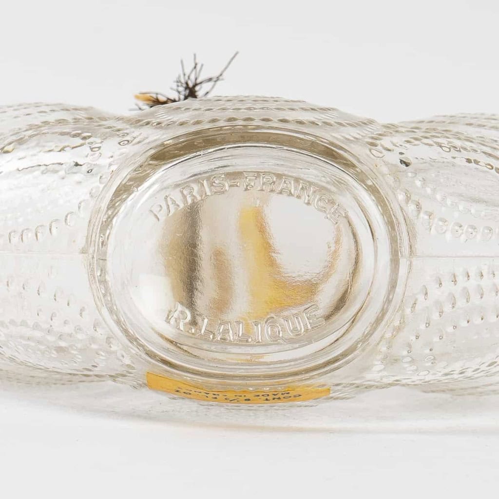 Flacon « Relief » verre blanc de René LALIQUE pour FORVIL | Biron Flacon "Relief" verre blanc de René LALIQUE pour FORVIL
