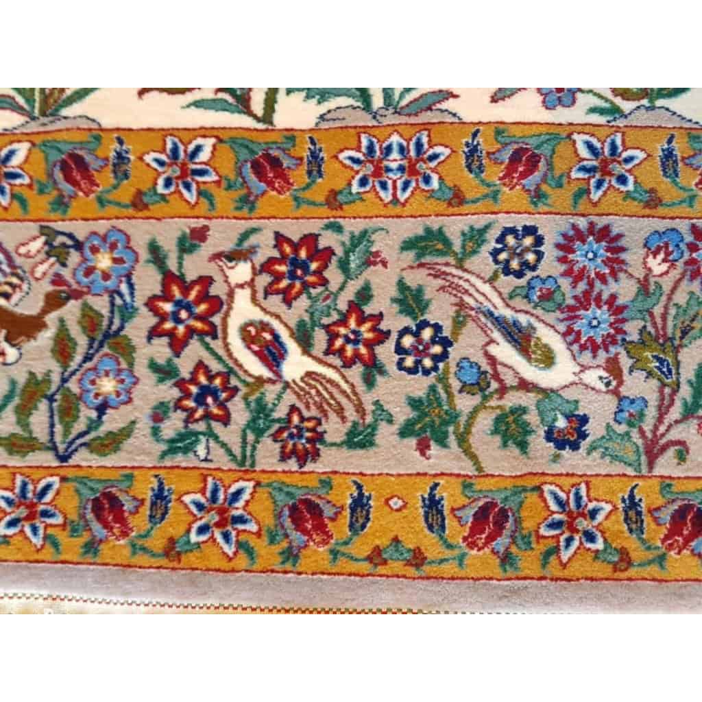 Tapis Laine et Soie Trame Soie Ispahan Iran Vers 1970 Epoque Du Shah | Biron Tapis Laine et Soie Trame Soie Ispahan Iran Vers 1970 Epoque Du Shah