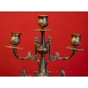 Garniture de cheminée aux papillons et pagodes , Edouard Lièvre, XIXème | Biron Garniture de cheminée aux papillons et pagodes , Edouard Lièvre, XIXème