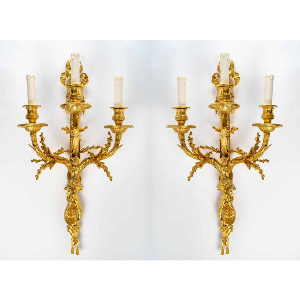 Paire d’appliques de style Louis XVI datées de 1881. | Biron ||||||||||