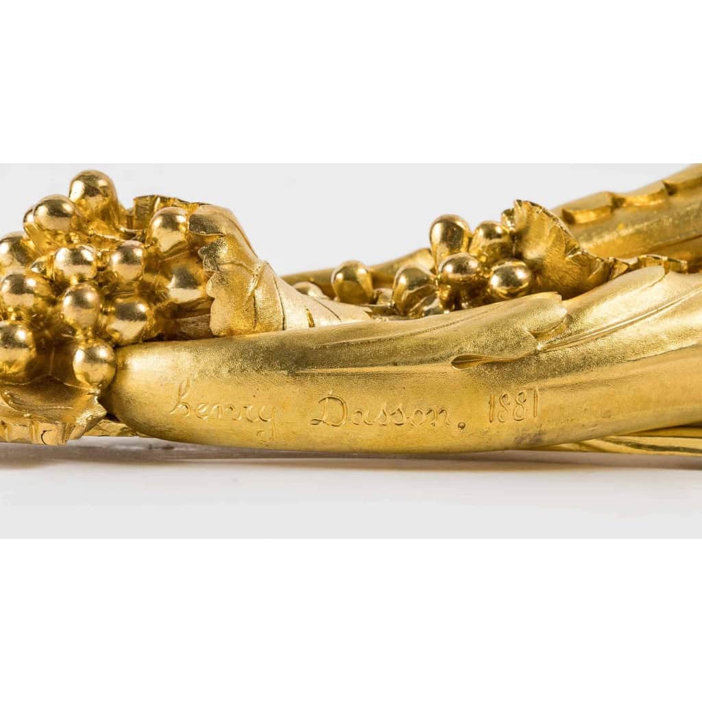 Paire d’appliques de style Louis XVI datées de 1881. | Biron Paire d'appliques de style Louis XVI datées de 1881.