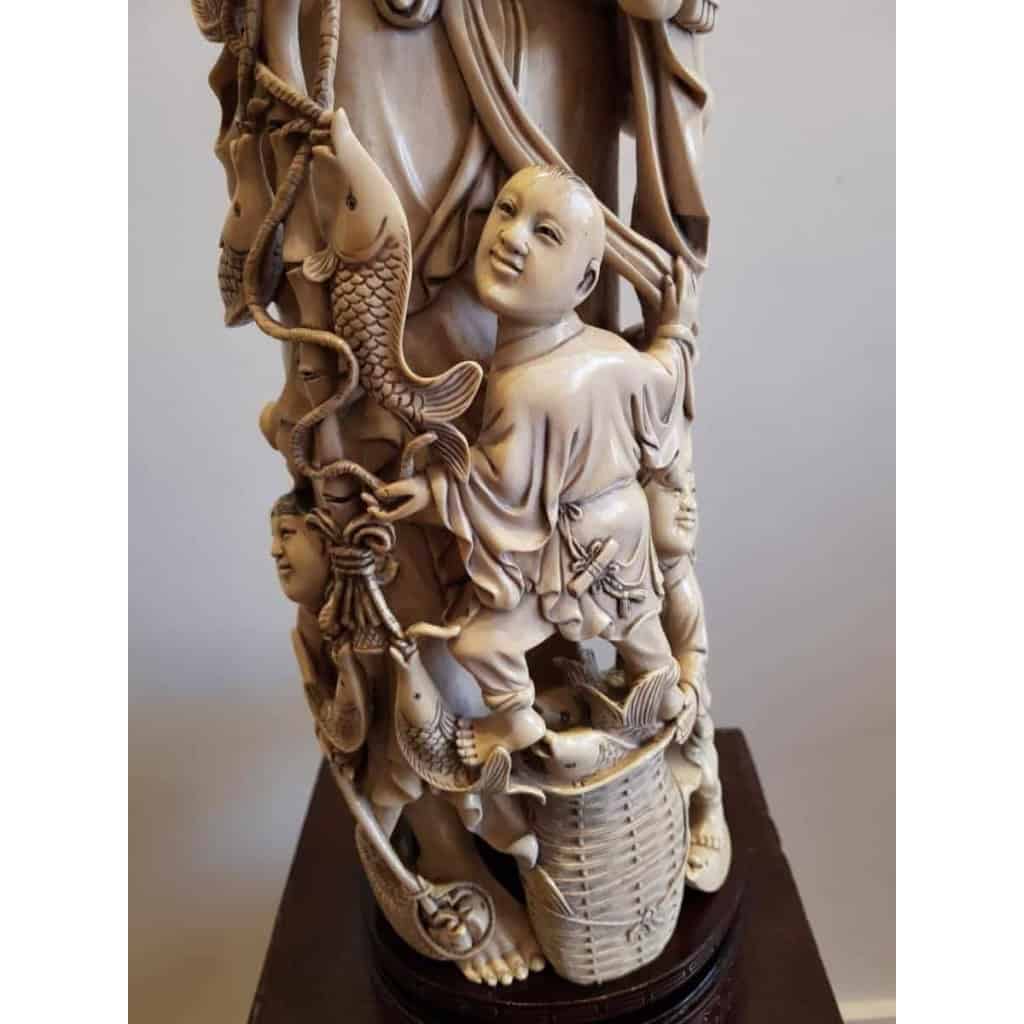 Important Pêcheur Accompagné d’Enfants Ivoire Monobloc – Chine Vers 1920 | Biron Important Pêcheur Accompagné d'Enfants Ivoire Monobloc - Chine Vers 1920