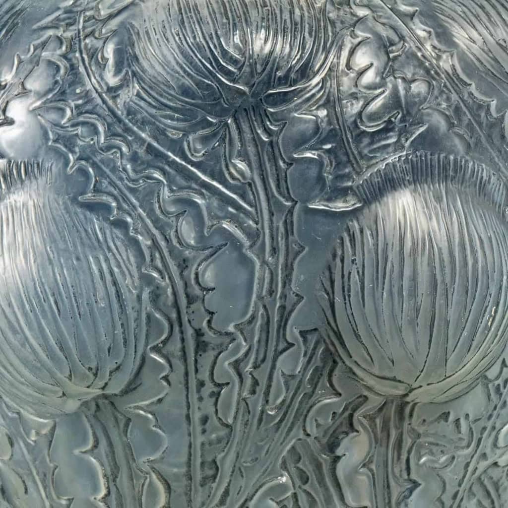 Vase « Domrémy » verre opalescent double couche patiné gris de René LALIQUE | Biron Vase "Domrémy" verre opalescent double couche patiné gris de René LALIQUE