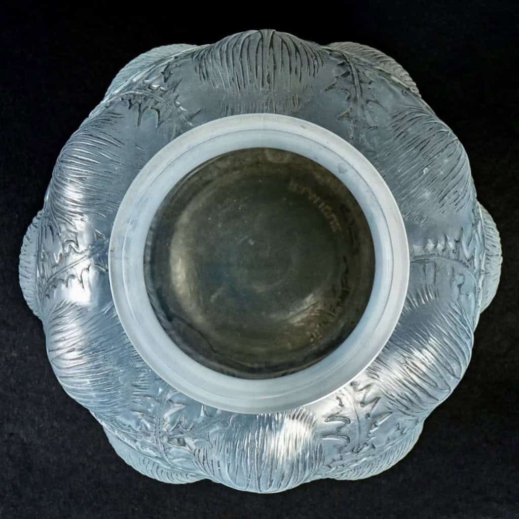 Vase « Domrémy » verre opalescent double couche patiné gris de René LALIQUE | Biron Vase "Domrémy" verre opalescent double couche patiné gris de René LALIQUE