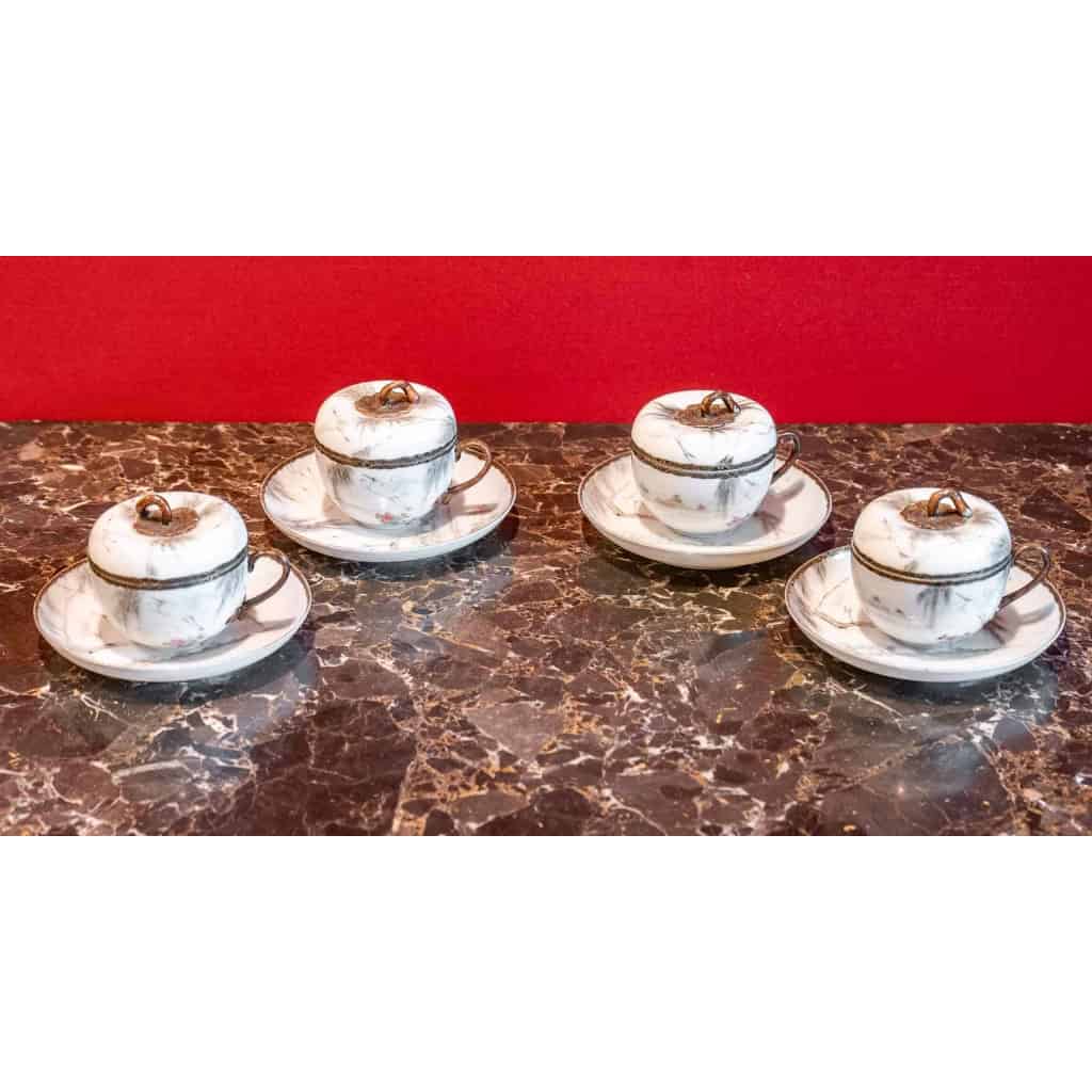 4 tasses à couvercles style japonais, XIXème siècle | Biron ||||||||