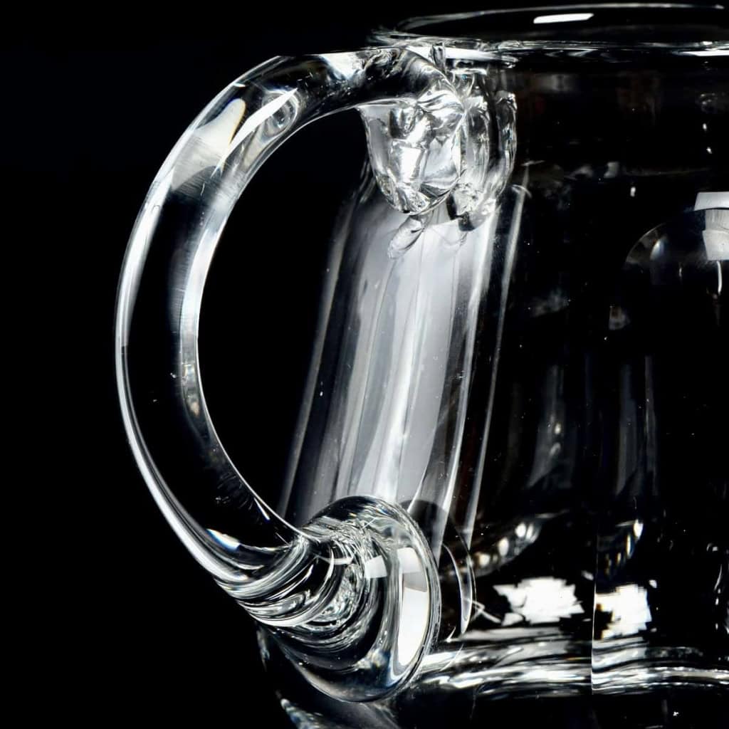 Service « Talleyrand » cristal taillé de BACCARAT – 36 verres, 1 broc | Biron Service "Talleyrand" cristal taillé de BACCARAT - 36 verres, 1 broc