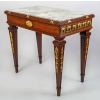 Une paire de tables avec dessus marbre fin XIXème siècle | Biron Une paire de tables avec dessus marbre fin XIXème siècle
