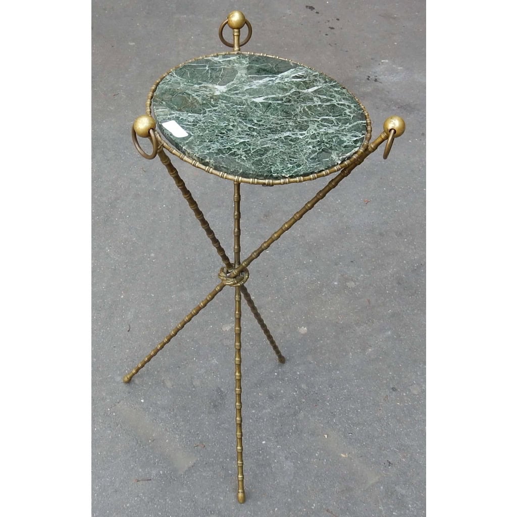 1880′ Guéridon Tripode Décor Bambou en Laiton avec Plateau en marbre Vert Veiné Style Giroux | Biron |||||||||