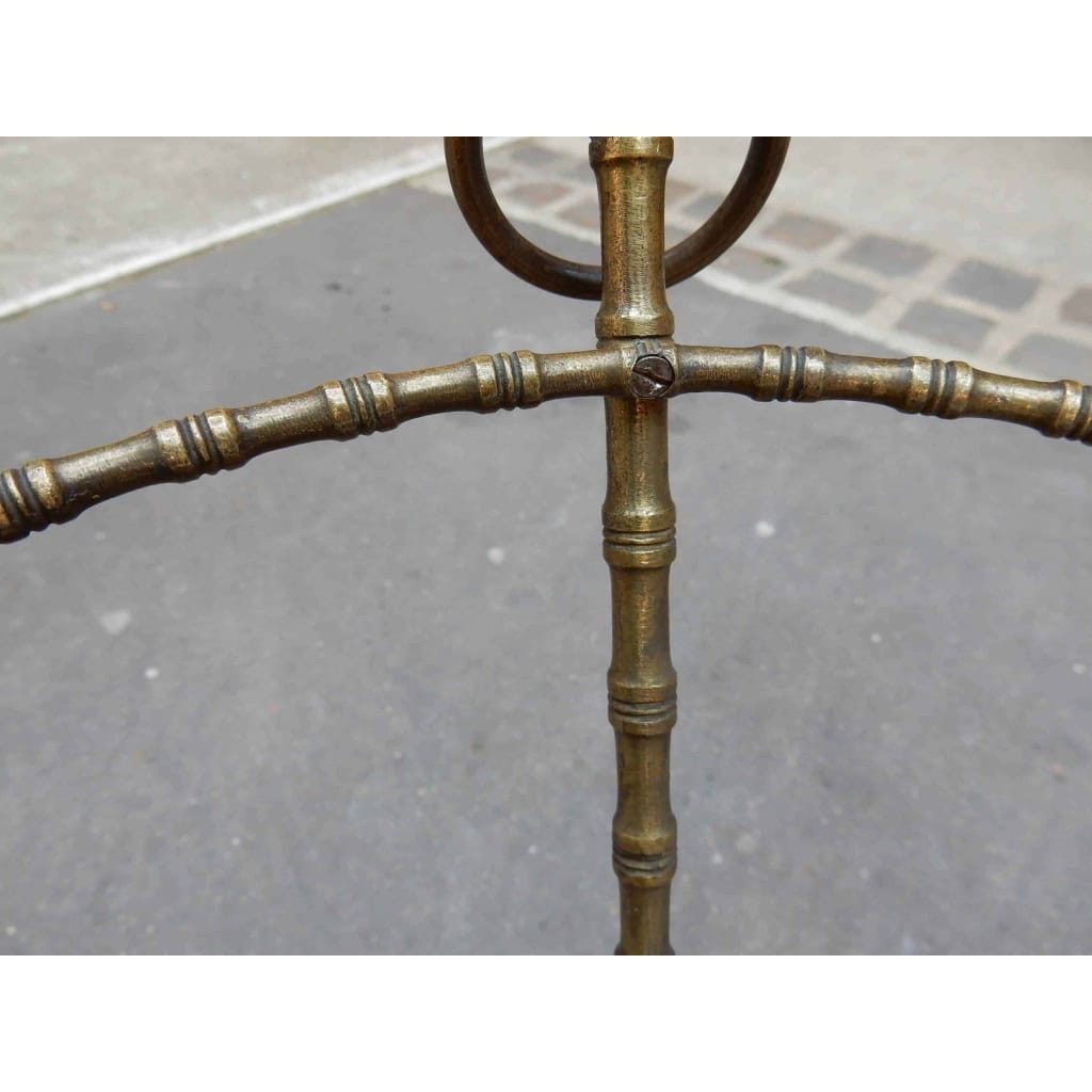 1880′ Guéridon Tripode Décor Bambou en Laiton avec Plateau en marbre Vert Veiné Style Giroux | Biron 1880′ Guéridon Tripode Décor Bambou en Laiton avec Plateau en marbre Vert Veiné Style Giroux