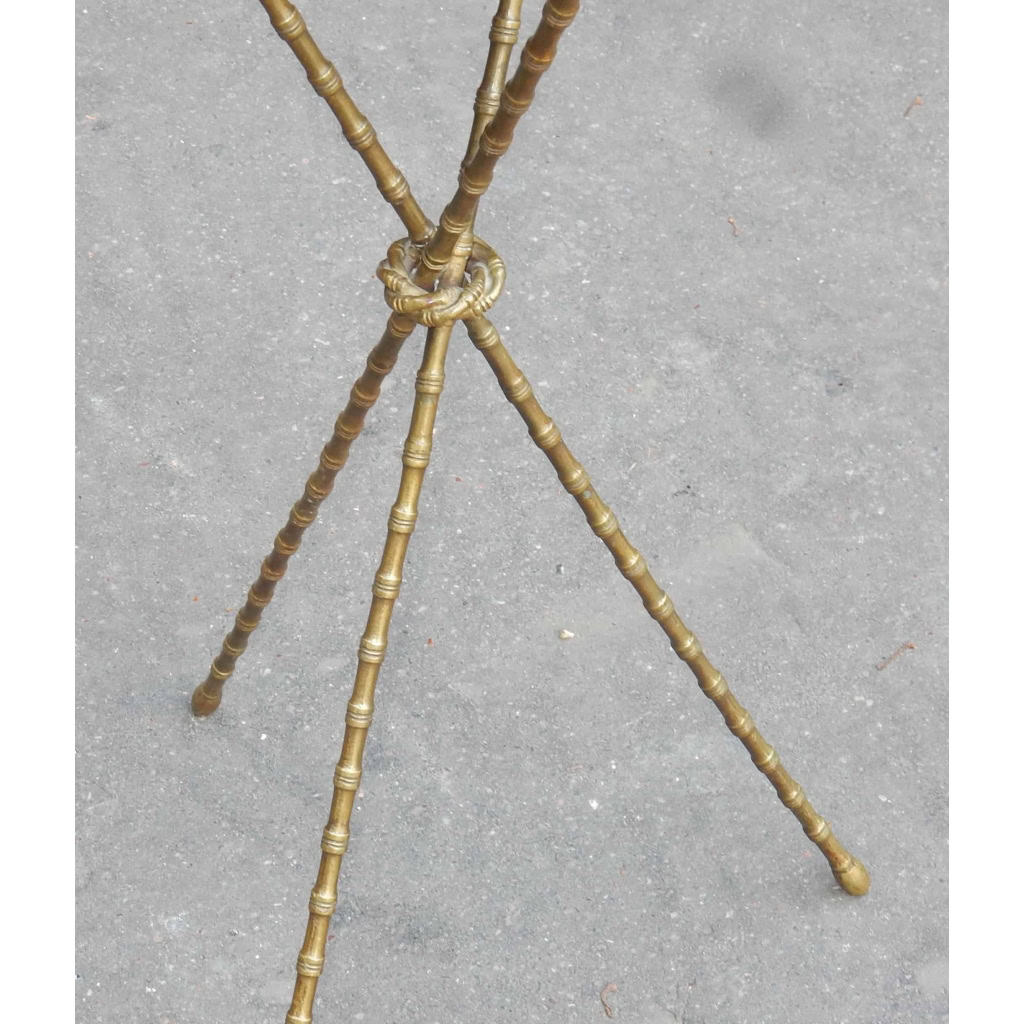 1880′ Guéridon Tripode Décor Bambou en Laiton avec Plateau en marbre Vert Veiné Style Giroux | Biron 1880′ Guéridon Tripode Décor Bambou en Laiton avec Plateau en marbre Vert Veiné Style Giroux