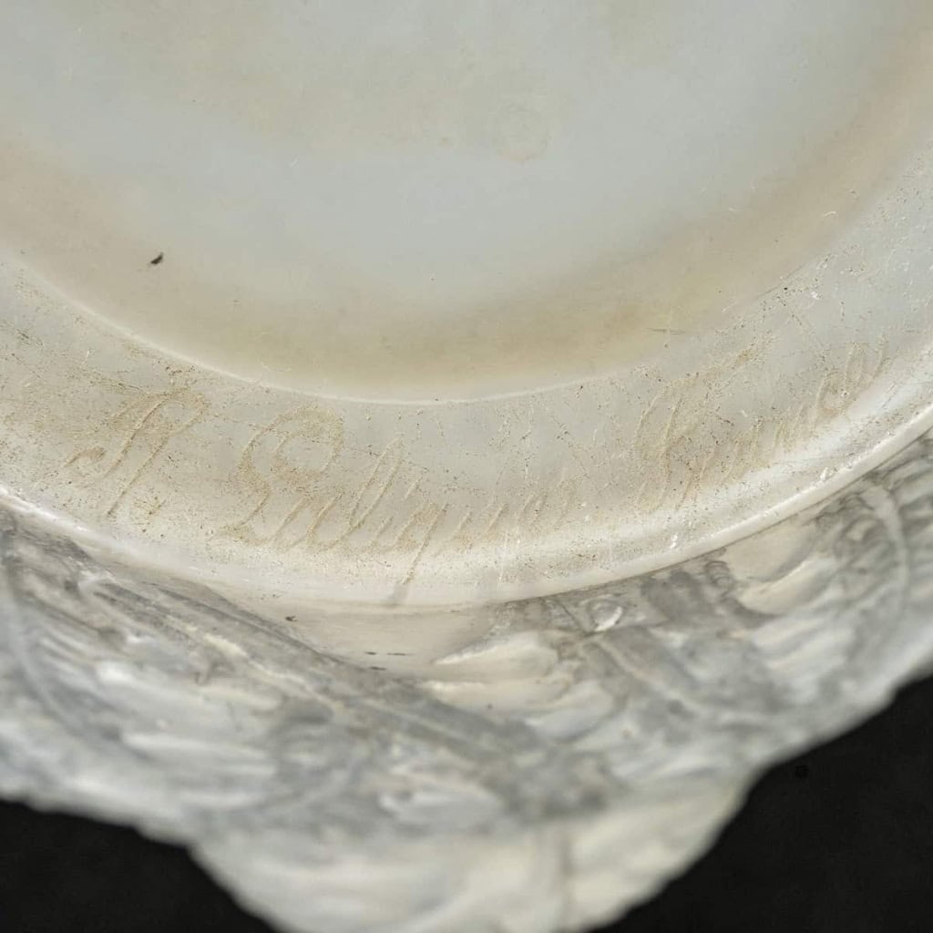 Vase "Domrémy" verre opalescent double-couche patiné gris de René LALIQUE