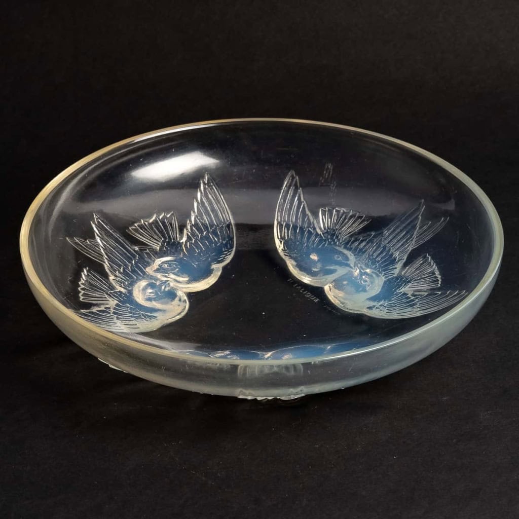 Coupe "Nonnettes" verre opalescent de René LALIQUE