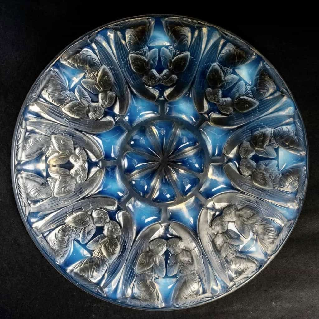 Coupe Plat "Anges" verre opalescent de René LALIQUE