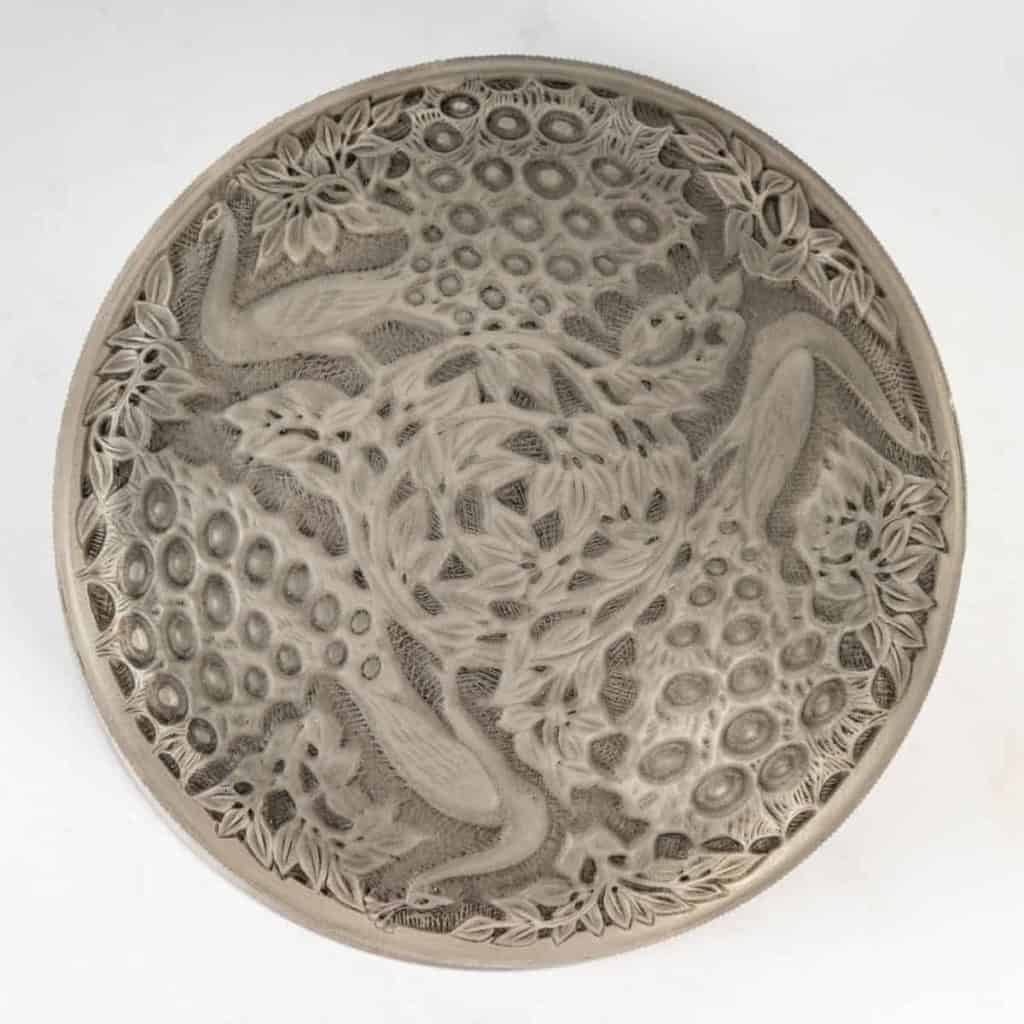 Vase « Isabelle » verre blanc patiné gris de René LALIQUE | Biron Vase "Isabelle" verre blanc patiné gris de René LALIQUE