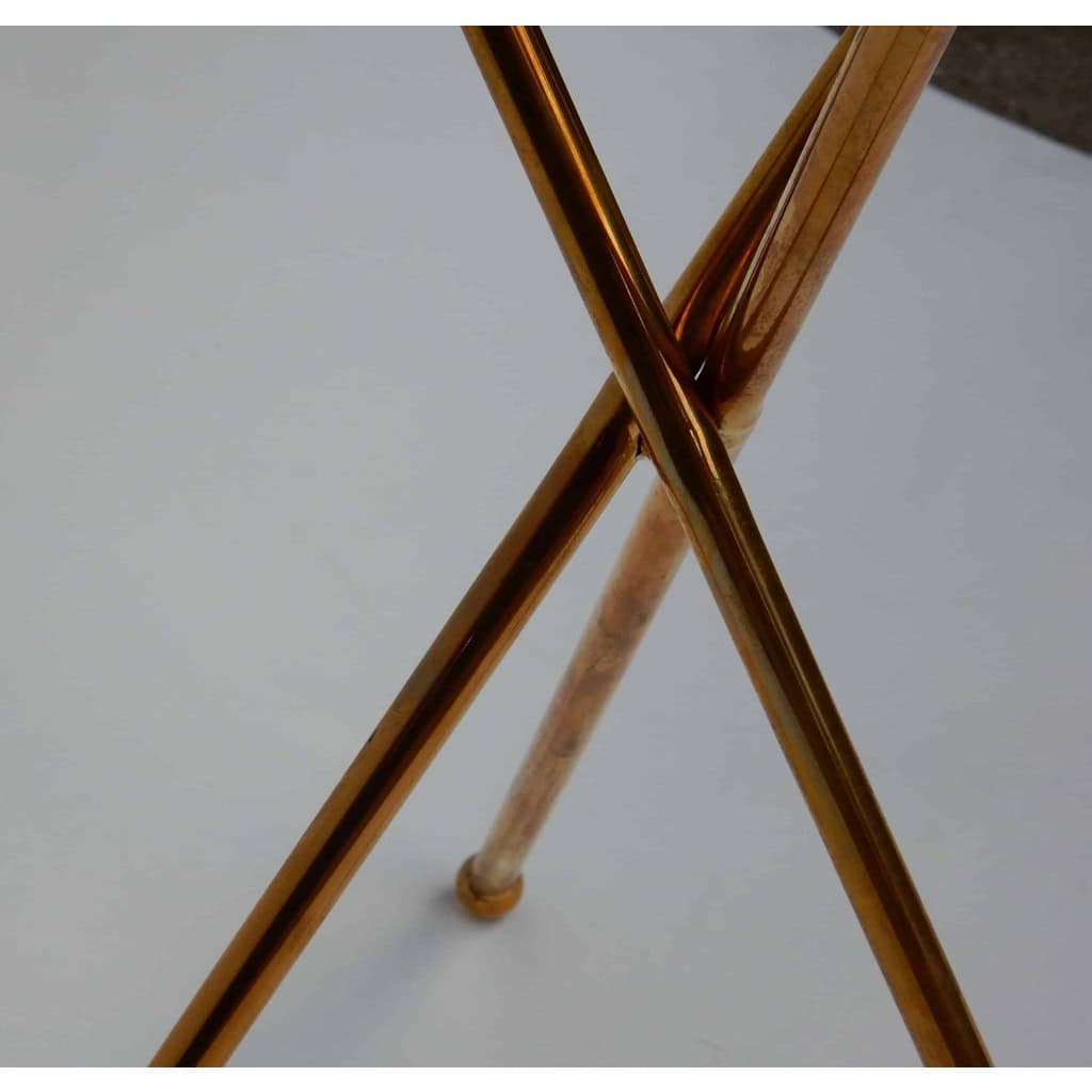 1950/70′ Guéridon Tripode Jacques Adnet en Laiton avec Plateau en Verre | Biron 1950/70' Guéridon Tripode Jacques Adnet en Laiton avec Plateau en Verre