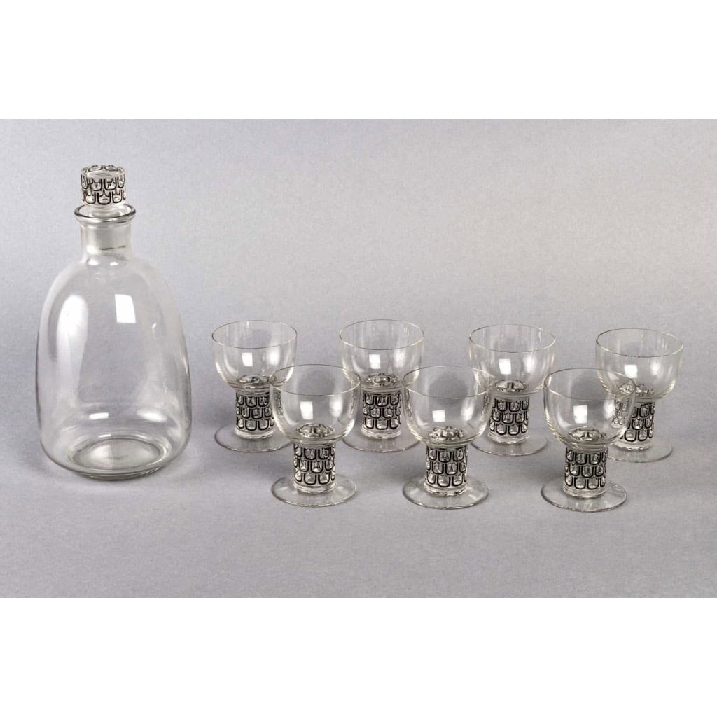 Service « Saint Nabor » verre blanc émaillé noir d’origine (7 verres + 1 carafe) de René LALIQUE | Biron Service "Saint Nabor" verre blanc émaillé noir d'origine (7 verres + 1 carafe) de René LALIQUE