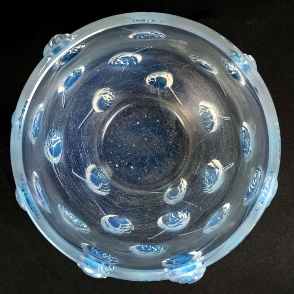 Vase « Pivoines » verre opalescent de René LALIQUE | Biron Vase "Pivoines" verre opalescent de René LALIQUE