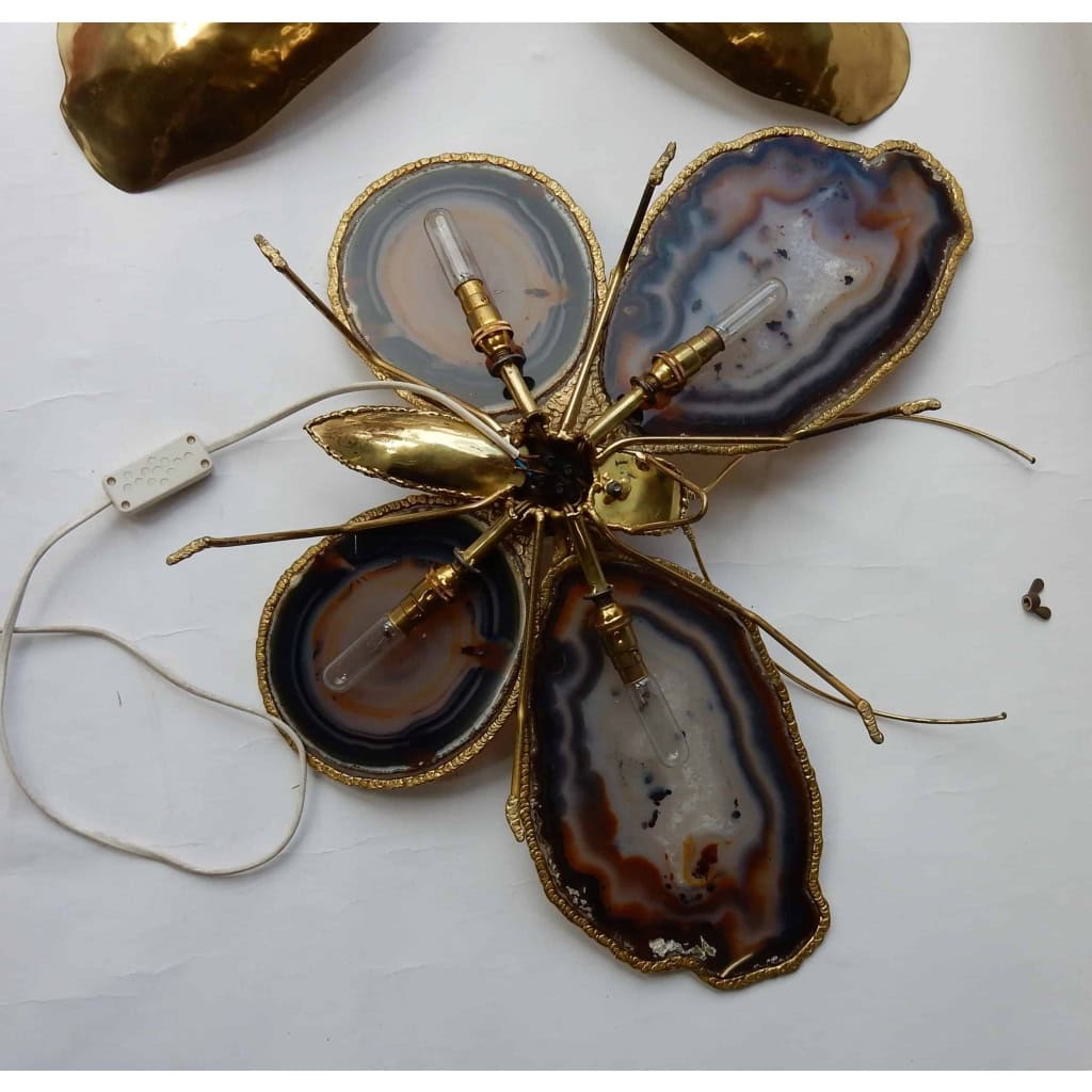 1970′ Applique Papillon en Bronze ou Laiton, 4 Ampoules, Ailes d’Agate : 53 X H50 cm