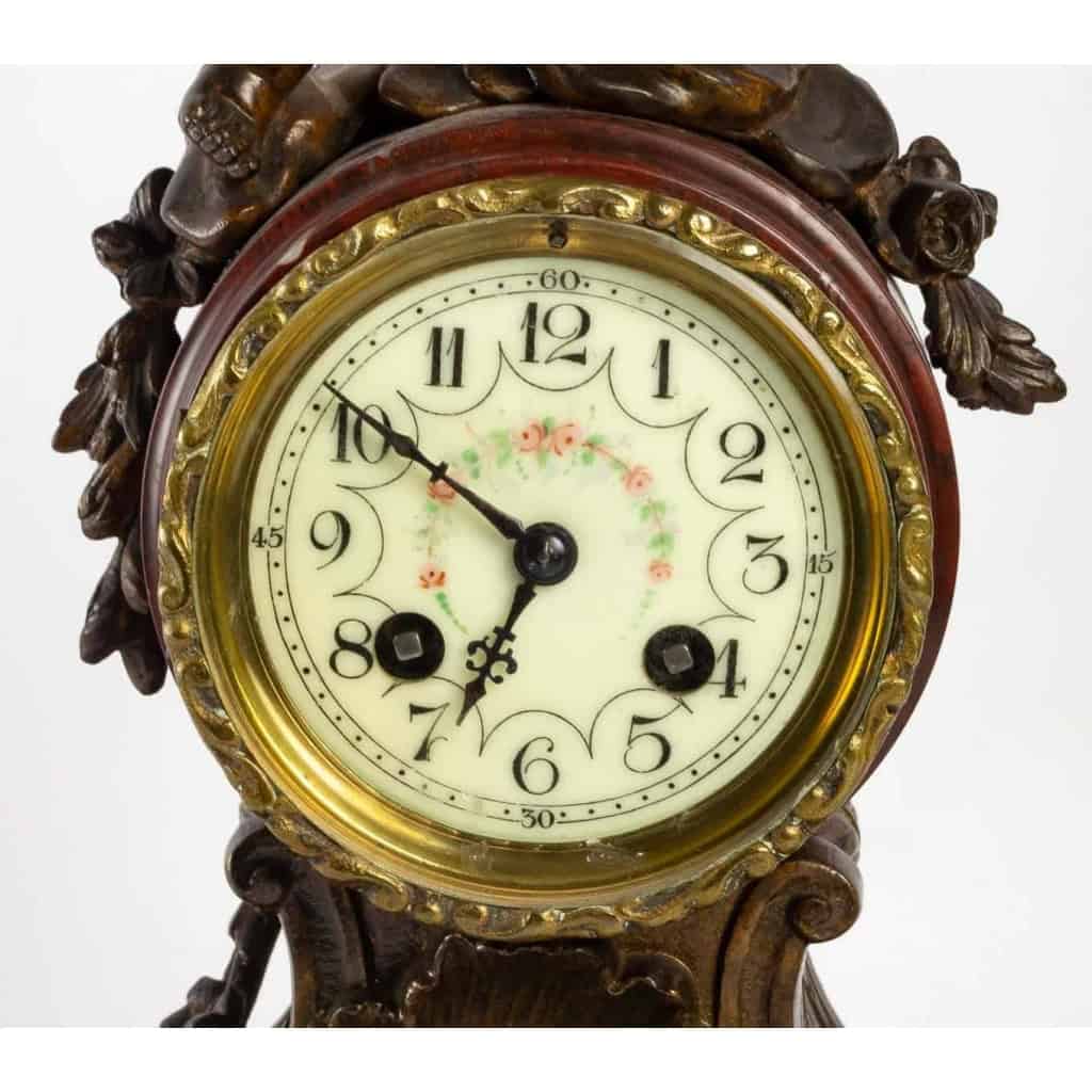 Pendule en bronze Griotte et régula avec sa clé du XIXème siècle | Biron Pendule en bronze Griotte et régula avec sa clé du XIXème siècle