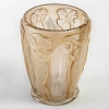 Vase "Danaïdes" verre blanc patiné sépia de René LALIQUE