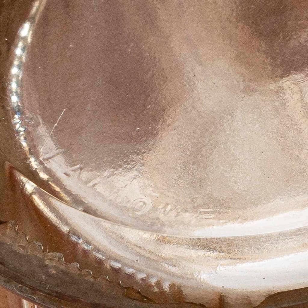 Vase "Danaïdes" verre blanc patiné sépia de René LALIQUE