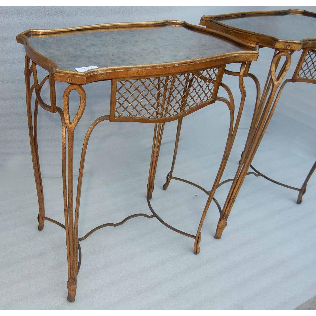 1950′ Paire De Tables d’Appoint Maison Baguès Fer Forgé Dorée à l’Or Plateaux Miroirs Oxydés Vieillis