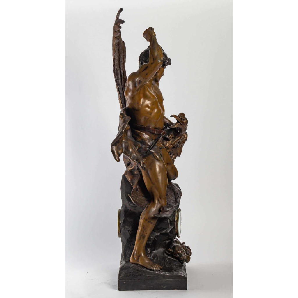 Pendule en régule d’Emile Picault, XXème siècle | Biron Pendule en régule d'Emile Picault, XXème siècle