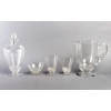 Service « Nippon » verre blanc 32 Pièces (30 Verres + 1 Broc + 1 Carafe) de René LALIQUE | Biron Service "Nippon" verre blanc 32 Pièces (30 Verres + 1 Broc + 1 Carafe) de René LALIQUE