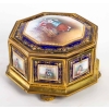 Boîte en bronze doré et porcelaine, XIXème siècle | Biron |||||||