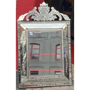 1950′ Miroir Vénitien A Parecloses à Décor Floral et Fronton 131 x 83 cm