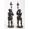 Garniture de cheminée et ses deux sujets, XIX ème siècle | Biron Garniture de cheminée et ses deux sujets, XIX ème siècle