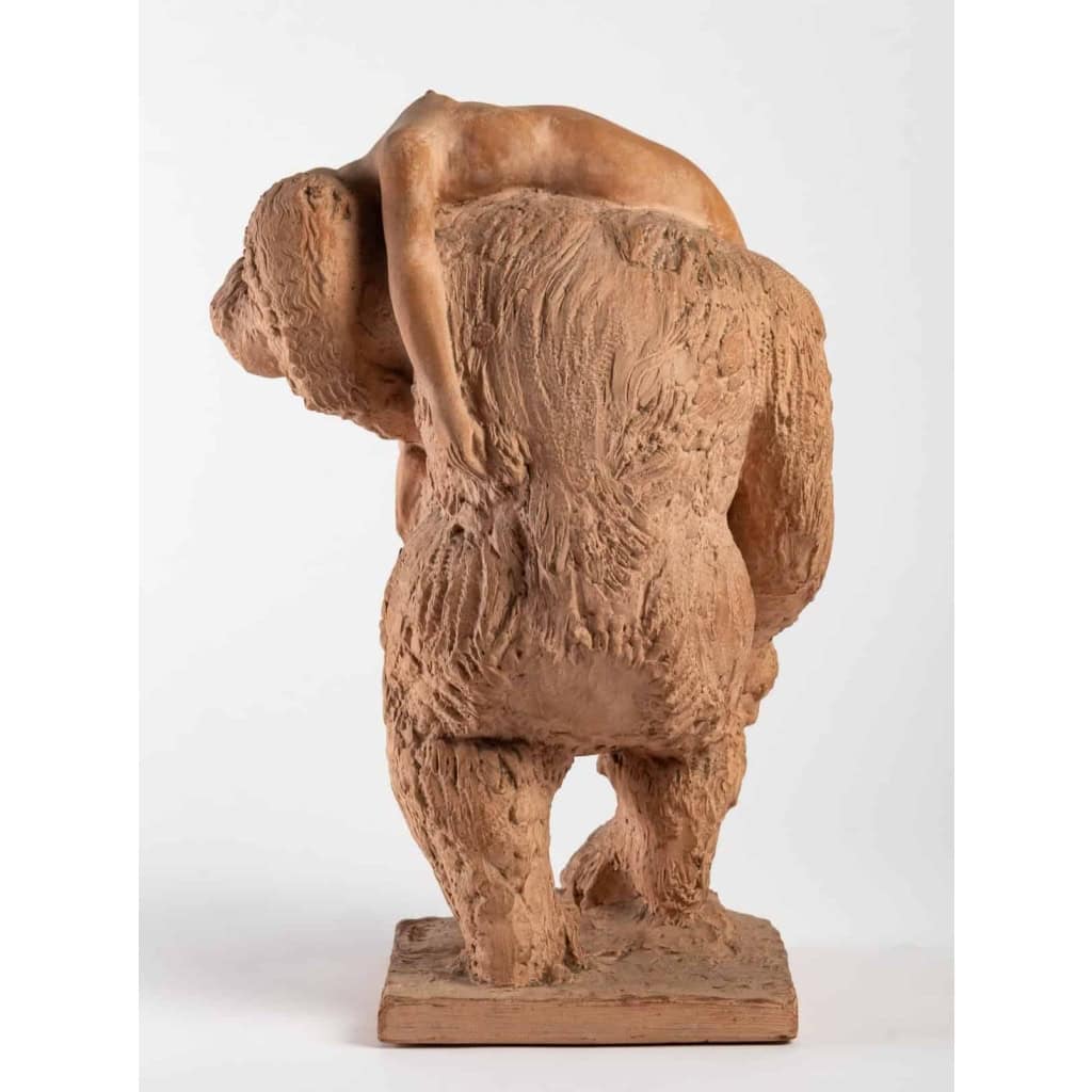 Honoré Sausse (1891 – 1936) : Yeti portant sa captive. | Biron Honoré Sausse (1891 - 1936) : Yeti portant sa captive.