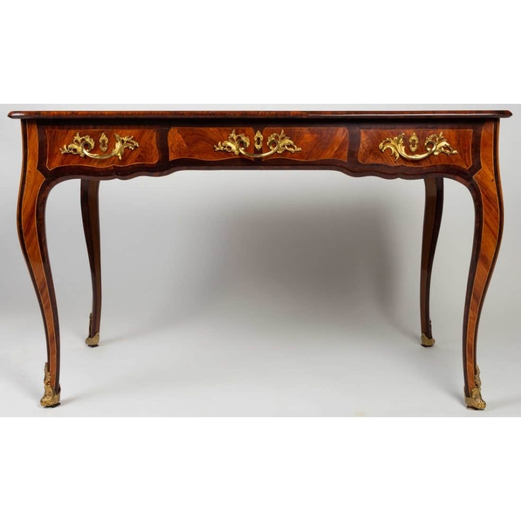 Bureau de style Louis XV d'époque Napoléon III (1848 - 1870).
