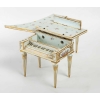 Piano en porcelaine, XIXème siècle | Biron Piano en porcelaine, XIXème siècle