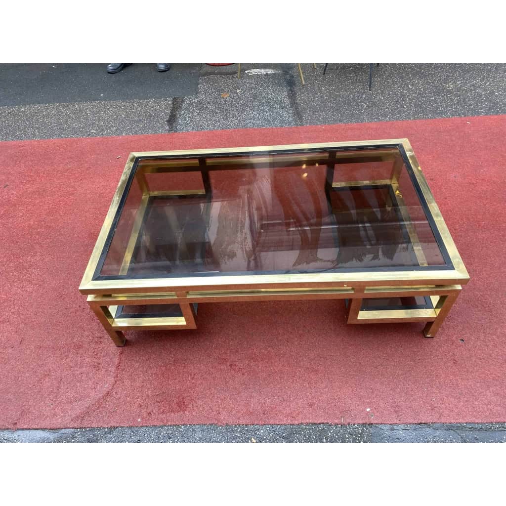 1970′ Table Basse Rectangulaire Guy Lefevre En Laiton Et Vitres Fumées 130 x 80 cm