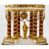 Pendule de style Louis XVI.
