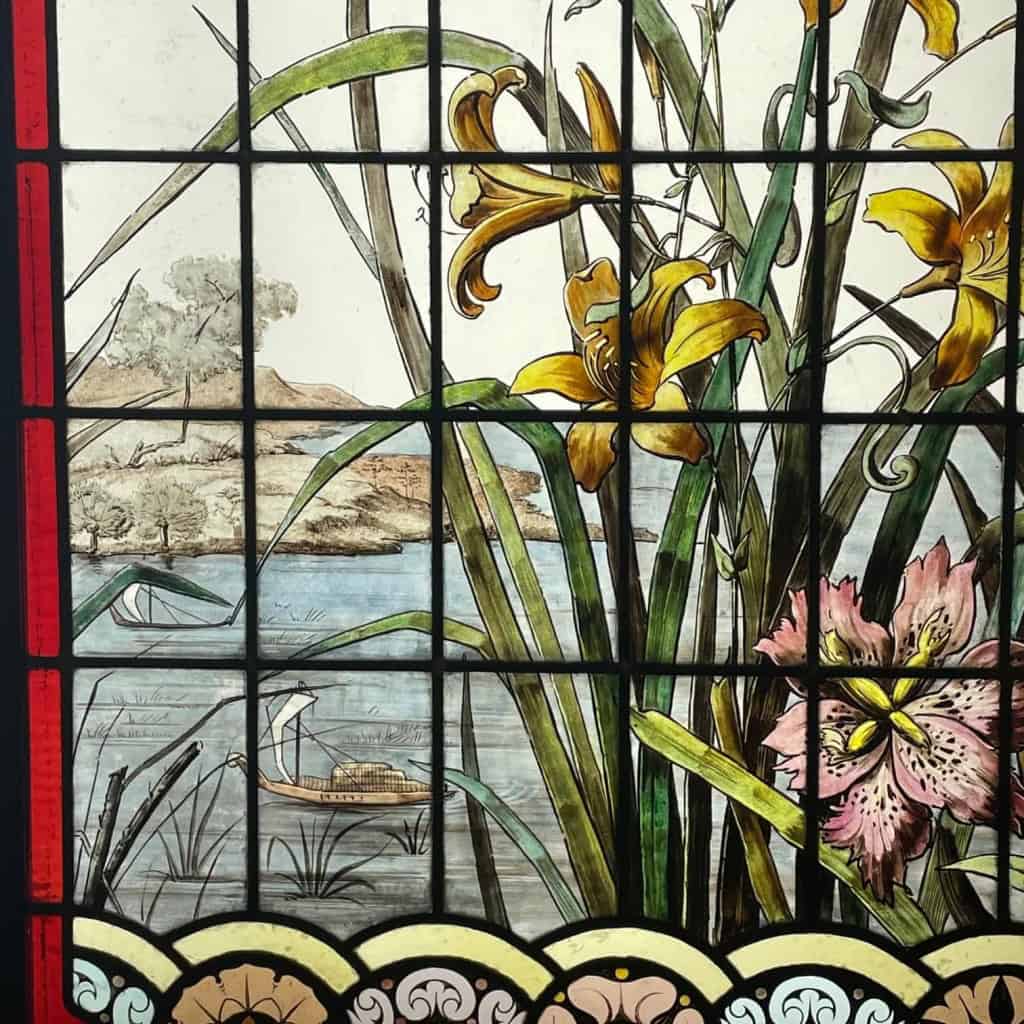 Paire de vitraux aux Iris jaunes | Biron Paire de vitraux aux Iris jaunes
