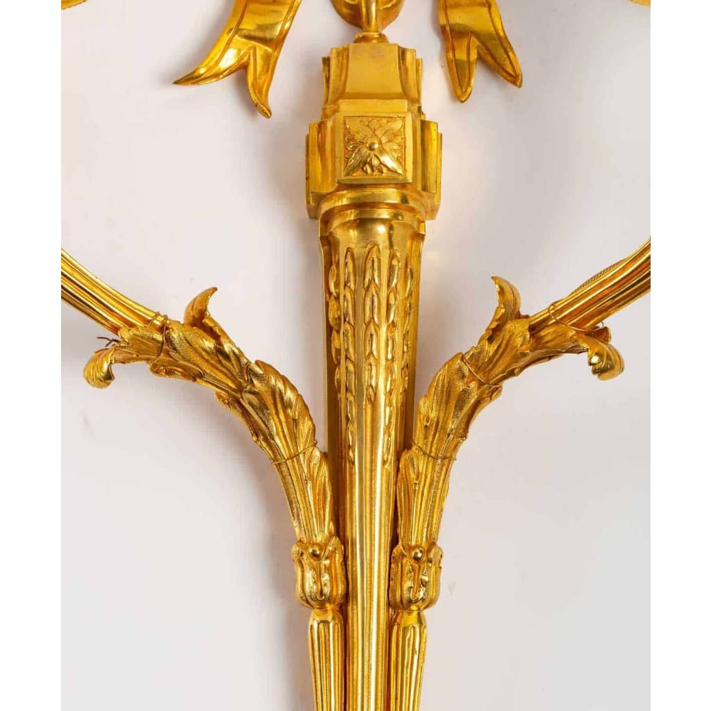 Paire d’appliques de style Louis XVI. | Biron Paire d'appliques de style Louis XVI.