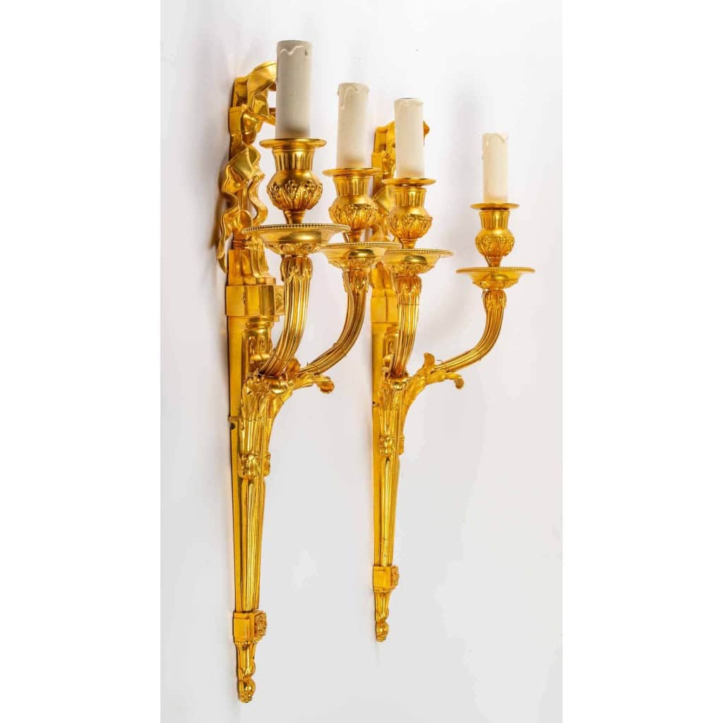 Paire d’appliques de style Louis XVI. | Biron Paire d'appliques de style Louis XVI.