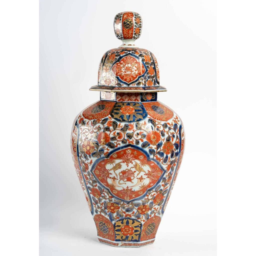 Grande potiche Imari, Époque Meiji | Biron Grande potiche Imari, Époque Meiji