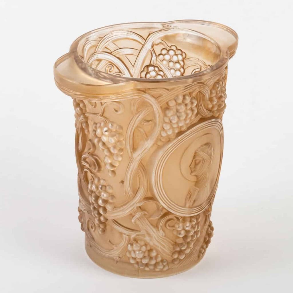 Seau à Champagne « Clos Sainte Odile » verre blanc sépia de René LALIQUE | Biron Seau à Champagne "Clos Sainte Odile" verre blanc sépia de René LALIQUE