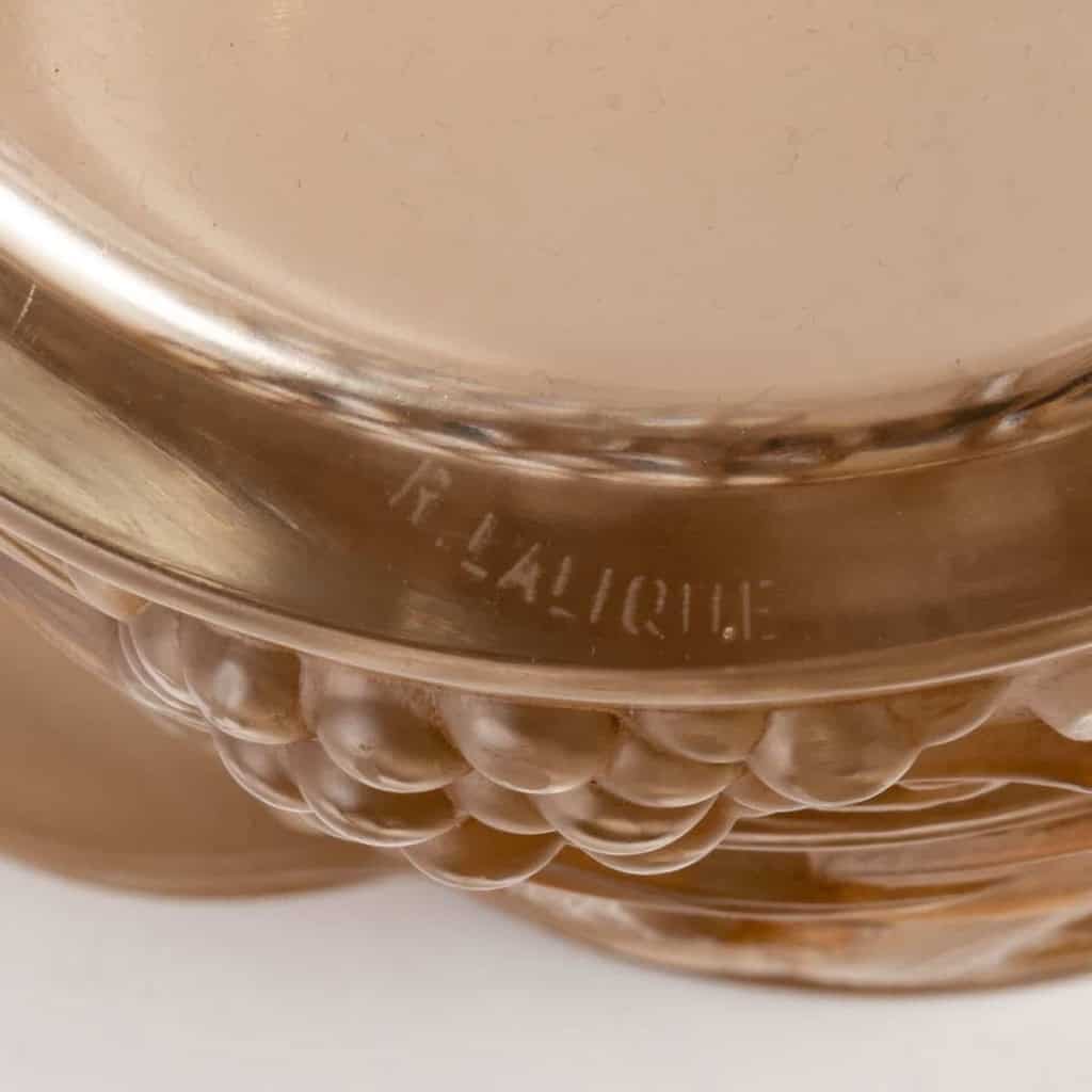 Seau à Champagne « Clos Sainte Odile » verre blanc sépia de René LALIQUE | Biron Seau à Champagne "Clos Sainte Odile" verre blanc sépia de René LALIQUE